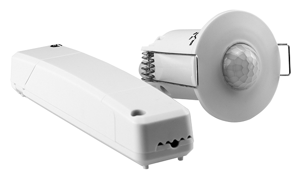 Weißer Bewegungsmelder für flachen Deckeneinbau mit weißer Anschlussbox